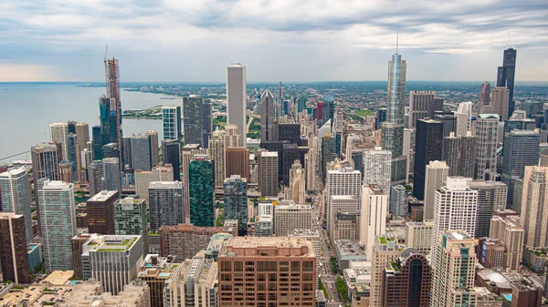 Chicago from above - 놀라운 공중 경관 - CHICAGO, USA - JUNE 11, 2019 — 스톡 사진