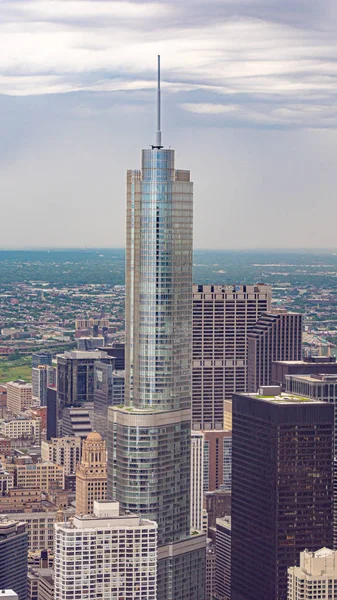 Chicago felhőkarcolók felülről - légi kilátás a városra - CHICAGO, USA - 2019. június 11. — Stock Fotó