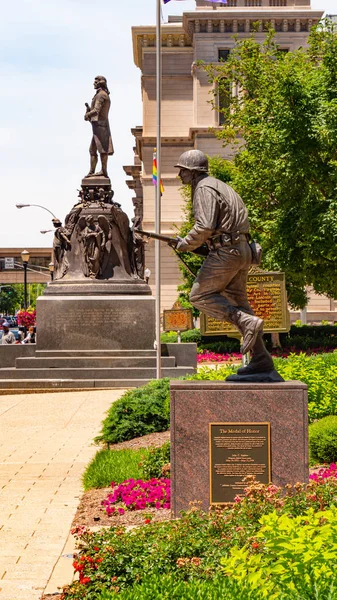 Monument de la Médaille d'Honneur à Louisville - LOUISVILLE, USA - 14 JUIN 2019 — Photo