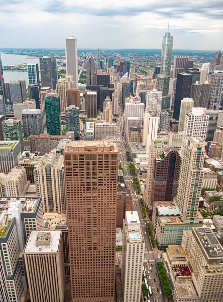 上からシカゴ-素晴らしい航空ビュー-アメリカ、シカゴ- 6月11 、 2019 — ストック写真
