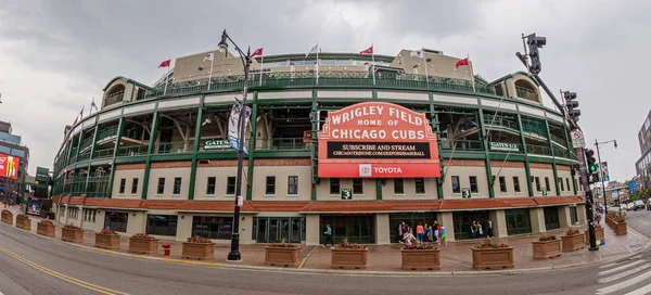 Wrigley Field beyzbol stadyumu - Chicago Cubs'a ev sahipliği - Chicago, Abd - 10 Haziran 2019 — Stok fotoğraf