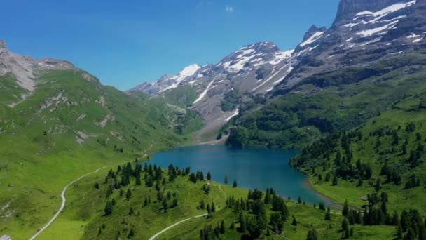 Голубая Бирюзовая Вода Швейцарских Озер Прекрасная Природа Швейцарии — стоковое видео