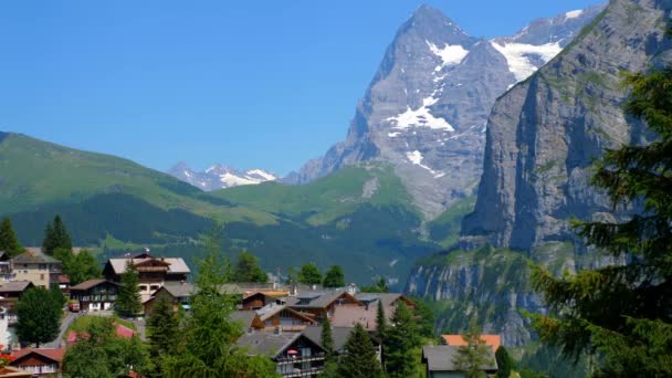 Bellissimo Villaggio Sulle Montagne Delle Alpi Svizzere Gimmelwald Svizzera — Video Stock