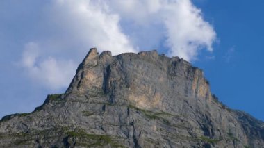 İsviçre Alplerinde güzel dağlar - harika İsviçre  