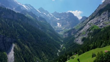 İsviçre 'nin harika doğası - İsviçre Alpleri 