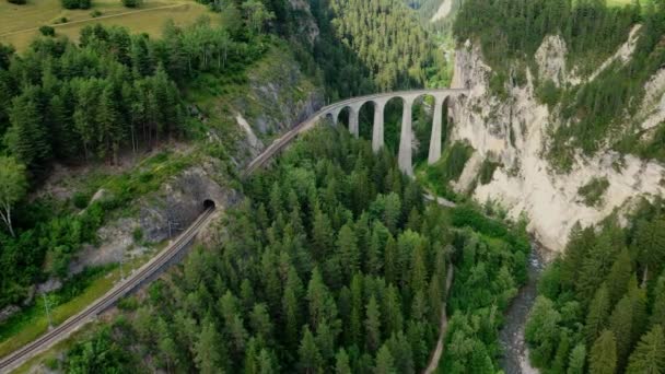 Voo Sobre Paisagem Suíça Suíça Cima — Vídeo de Stock