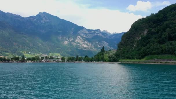 Vuelo Sobre Pintoresco Lago Walensee Suiza — Vídeo de stock