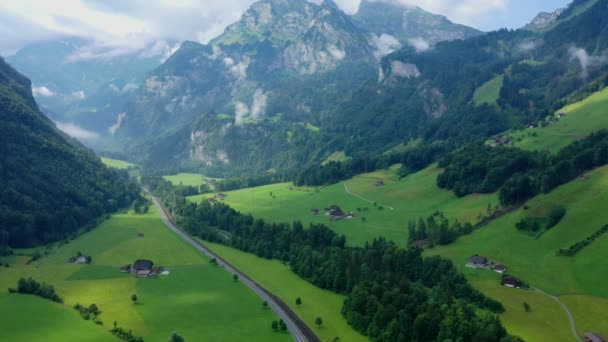 Maravillosa Vista Aérea Los Alpes Suizos Suiza Desde Arriba — Vídeos de Stock
