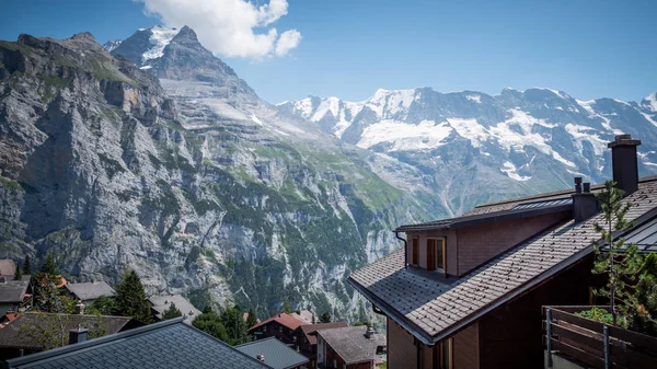 Υπέροχη Θέα Πάνω Από Βουνά Eiger Moench Και Jungfrau Στις — Φωτογραφία Αρχείου