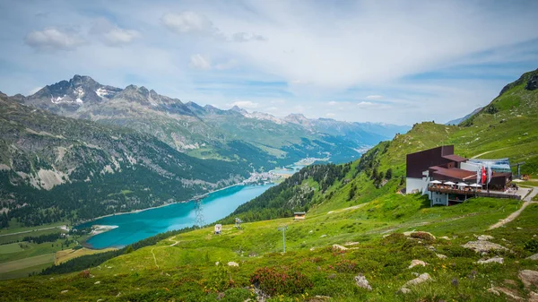Θέα Πάνω Από Λίμνη Silvaplana Στην Ελβετία Ταξιδιωτικές Φωτογραφίες — Φωτογραφία Αρχείου
