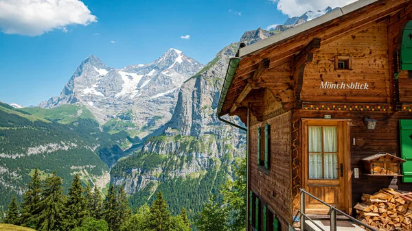 Καταπληκτική Θέα Στα Βουνά Eiger Και Moench Στην Ελβετία Ελβετικές — Φωτογραφία Αρχείου
