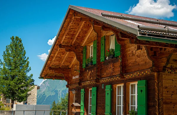 Typical Wooden Houses Switzerland Swiss Alps Swiss Alps Switzerland July — Stock Photo, Image