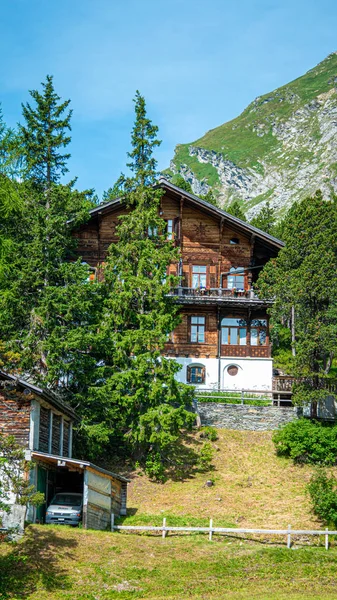 Beautiful Houses Nature Maloja Swiss Alps Switzerland July 2019 — Stock Photo, Image