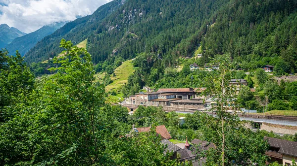 Μικρό Χωριό Στις Ελβετικές Άλπεις Ελβετικές Άλπεις Ελβετία Ιουλίου 2019 — Φωτογραφία Αρχείου