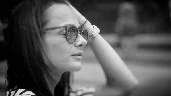 Portrait Shot Young Woman Streets Paris Paris Street Photography — ストック写真