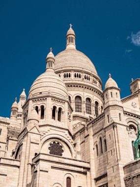 Paris 'teki ünlü Sacre Coeur Katedrali - Paris sokak fotoğrafçılığı