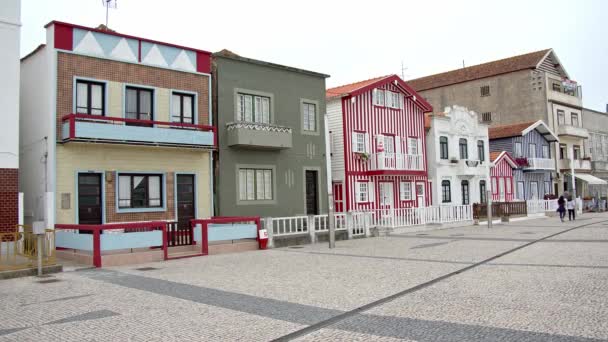 Edifícios Listrados Cor Típica Costa Nova Aveiro Portugal Setembro 2019 — Vídeo de Stock