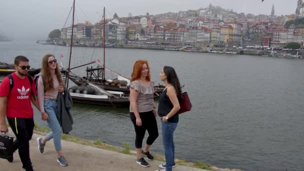 Река Дору Порту Является Важной Достопримечательностью Городе Порто Португаль Сентября — стоковое видео