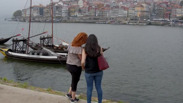波尔图多罗河是葡萄牙波尔图市的一个重要地标 2019年9月18日 — 图库视频影像