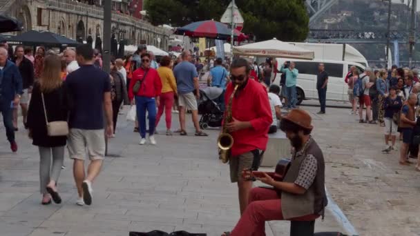 Musicisti Strada Porto Sulle Rive Del Fiume Douro Porto Portogallo — Video Stock