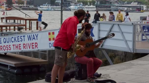 Músicos Rua Porto Margens Rio Douro Porto Portugal Setembro 2019 — Vídeo de Stock