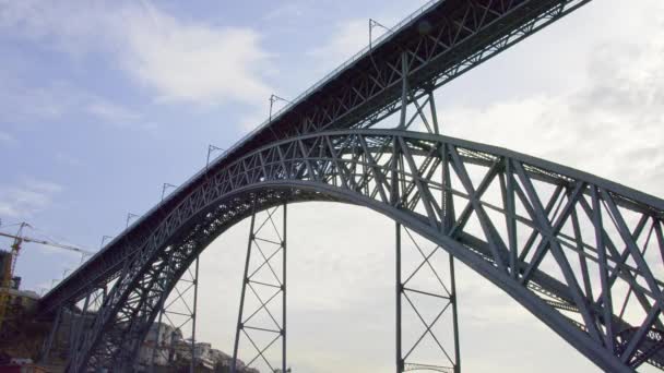 Berühmte Dom Luis Brücke Porto — Stockvideo