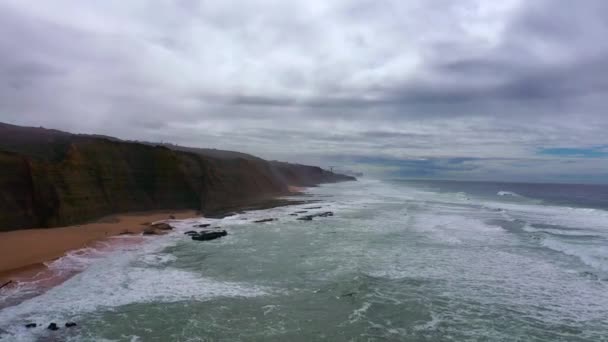 葡萄牙美丽的海滩在大西洋 空中无人驾驶飞机的镜头 — 图库视频影像