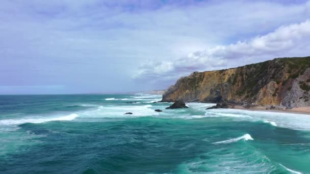 Amazing Blue Water Atlantic Ocean Portuguese Coast Line Aerial Drone — ストック動画