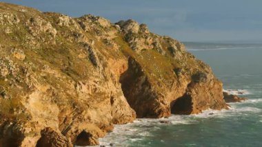 Portekiz 'deki Cape Roca üzerinde gün batımı - Avrupa' nın en batı noktası - seyahat görüntüleri