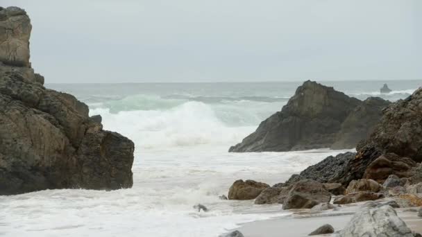 Wild Atlantic Ocean Coast Adraga Beach Portugal Travel Footage — 图库视频影像