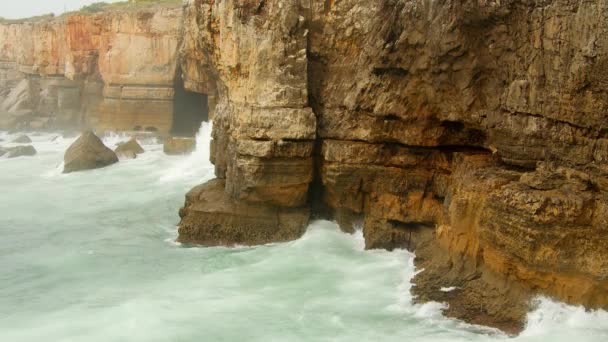 Beroemd Oriëntatiepunt Portugal Boca Inferno Aan Atlantische Oceaan Reisbeelden — Stockvideo