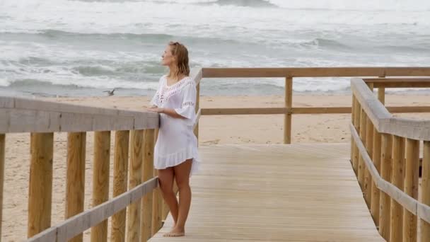 Mujer Joven Sexy Playa Vacaciones Verano Imágenes Viaje — Vídeos de Stock