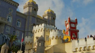 Portekiz 'deki muhteşem Palacio de Pena Kalesi - gezi fotoğrafçılığı - Sintra, Lizbon Şehri, Portekiz - 19 Ekim 2019