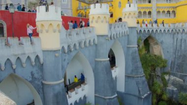 Portekiz 'deki muhteşem Palacio de Pena Kalesi - gezi fotoğrafçılığı - Sintra, Lizbon Şehri, Portekiz - 19 Ekim 2019