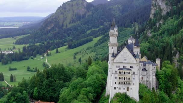 Kastil Neuschwanstein Yang Terkenal Bayern Jerman Rekaman Udara — Stok Video