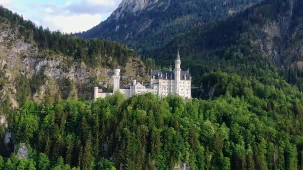 Famous Neuschwanstein Castle Bavaria Γερμανία Εναέρια Πλάνα — Αρχείο Βίντεο