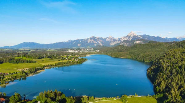 Lago Weissensee Baviera Hermoso Lago Pequeño Distrito Allgau Imágenes Aéreas — Foto de Stock