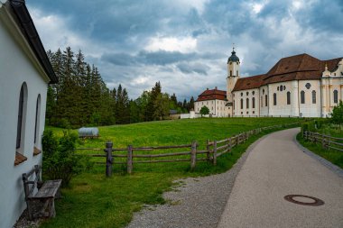 Dünyaca ünlü Wies Kilisesi Steingaden, Bavyera, Almanya 'da Wieskirche