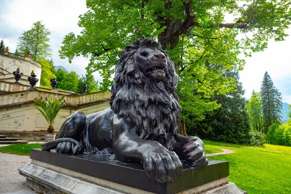 Krásné Zahrady Hradu Linderhof Bavorsku Německo Linderhof Německo Května2020 Kvalitní — Stock fotografie