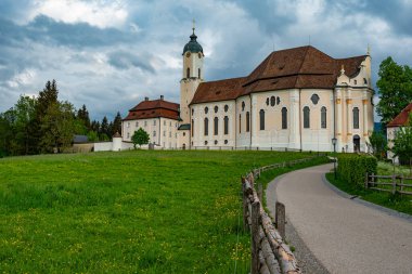 Dünyaca ünlü Wies Kilisesi Steingaden, Bavyera, Almanya 'da Wieskirche