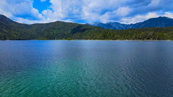 Wonderful Eibsee in Bavaria at the German Alps from above — Stock Photo, Image