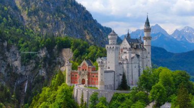 Bavyera Almanya 'daki ünlü Neuschwanstein Kalesi
