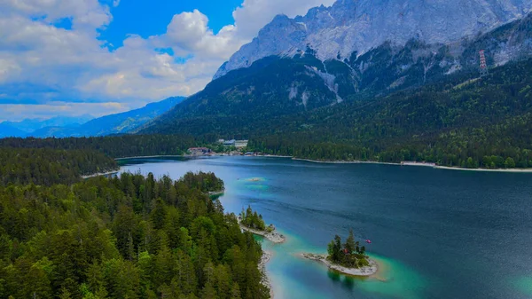 Wonderful Eibsee in Bavaria at the German Alps from above — Stock Photo, Image