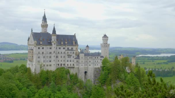 Famoso Castillo Neuschwanstein Baviera Alemania Imágenes Aéreas — Vídeos de Stock