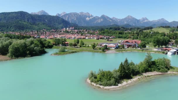 Letecký Pohled Jezero Forggensee Městě Fuessen Bavorsku Německo — Stock video