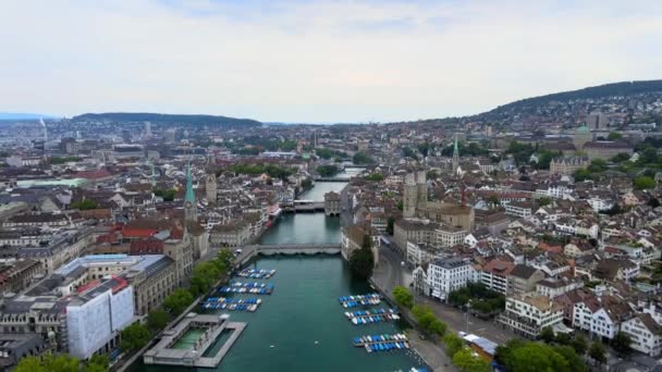 Staden Zürich i Schweiz ovanifrån — Stockvideo