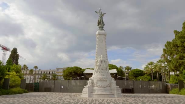 Μνημείο εκατονταετηρίδας στην πόλη της Νίκαιας - CITY OF NICE, FRANCE - 10 Ιουλίου 2020 — Αρχείο Βίντεο