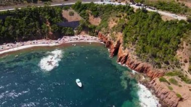 Cote D Azur 'da güzel bir koy.