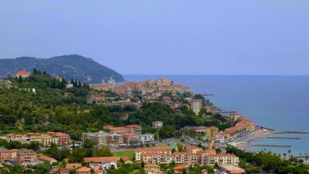 Italiaanse stad Imperia aan de Middellandse Zee — Stockvideo