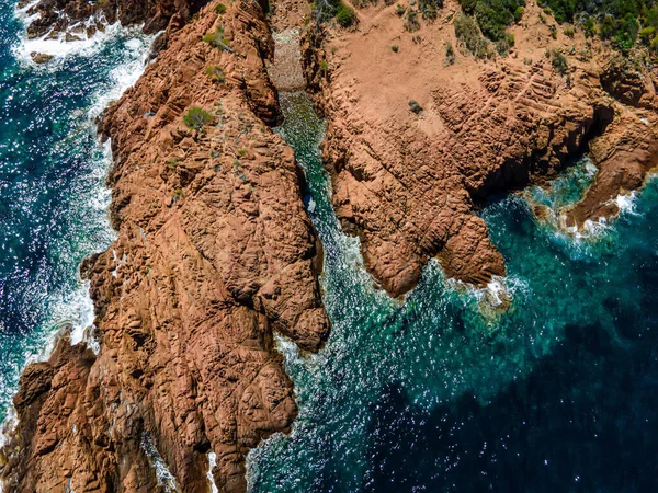 Die wunderbare Cote D Azur am Cap Roux an der Südküste Frankreichs — Stockfoto